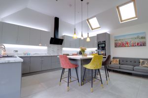 Family Dining Kitchen